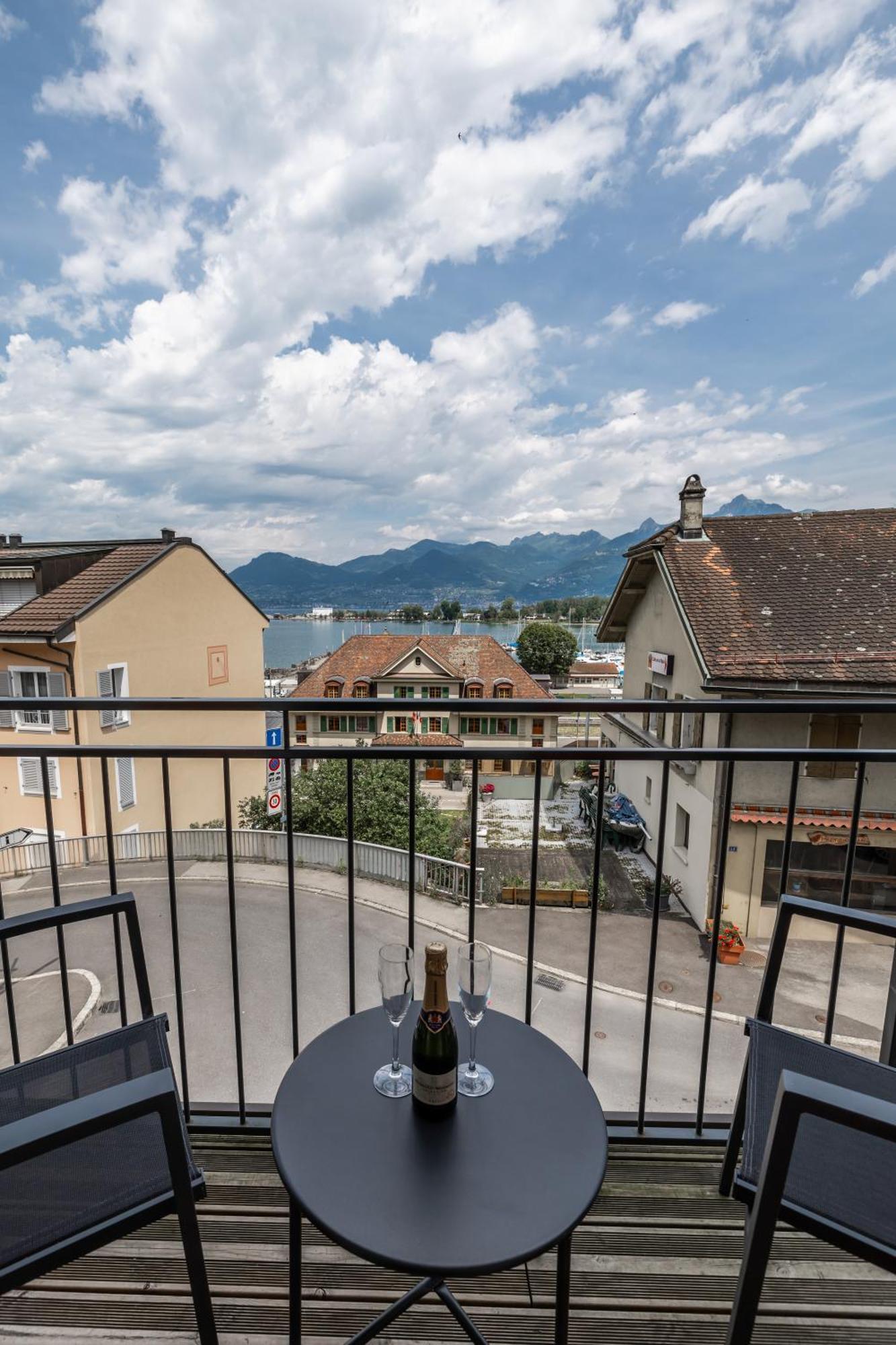 Aloha Chambres Port-Valais Bagian luar foto